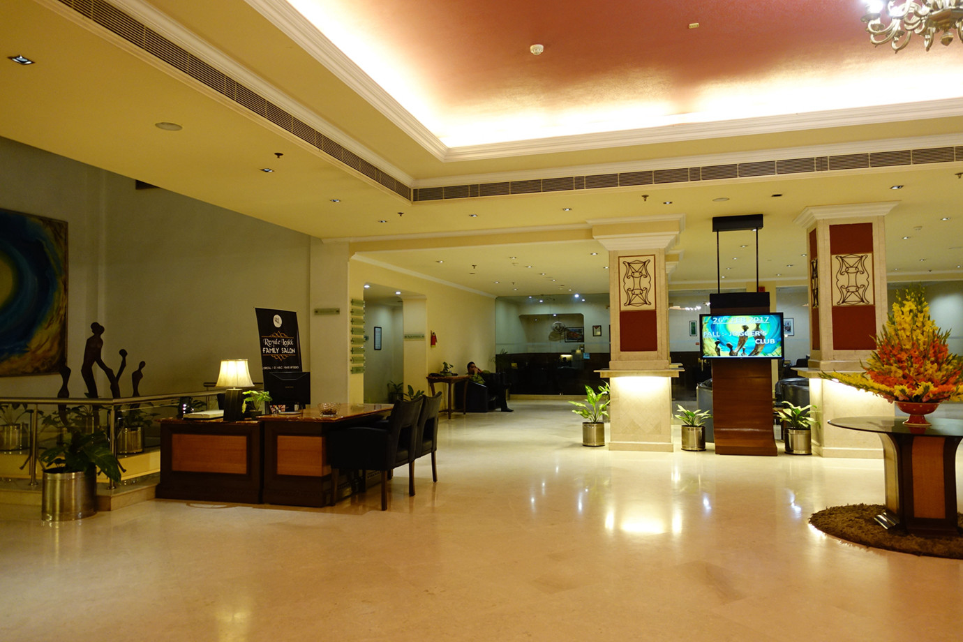 勒克瑙-The Piccadily Hotel Lucknow